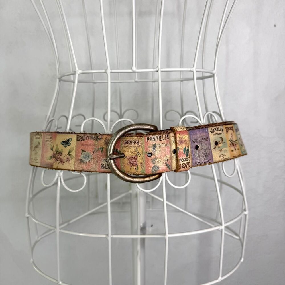 Vintage Y2K Fossil Soap Collage Patchwork Leather Belt Small